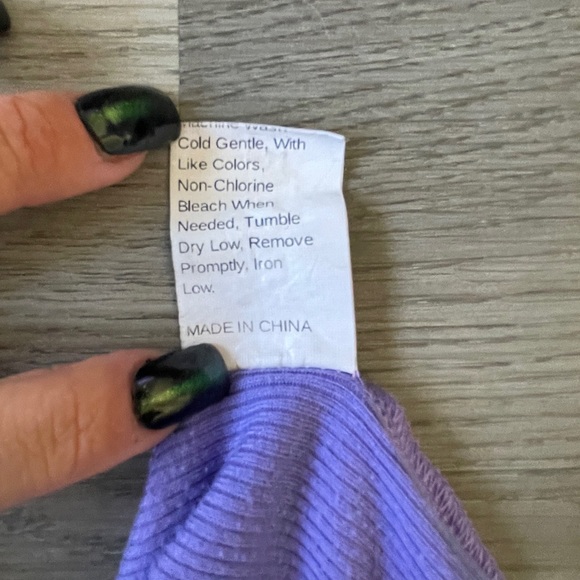 Ladies SHEIN size S ribbed crop top. Angel. Purple and white. Soft and stretchy - Picture 8 of 8